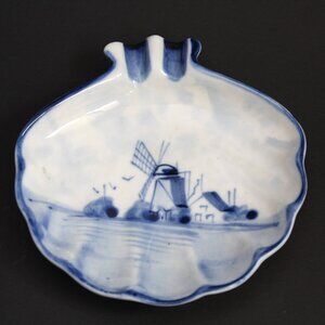 Vintage Delft Handpainted SeaShell Ashtray Catchall Beach house decor